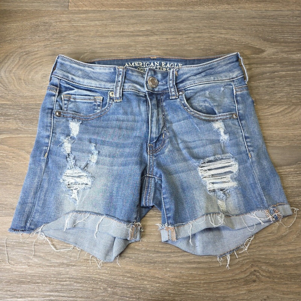 American Eagle Shorts Womens 2 Cafe Midi Low Rise Distressed Ripped Stretch Jean